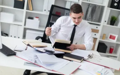 ¿Qué libros de contabilidad debe llevar una empresa y cuándo es obligatorio presentarlos?